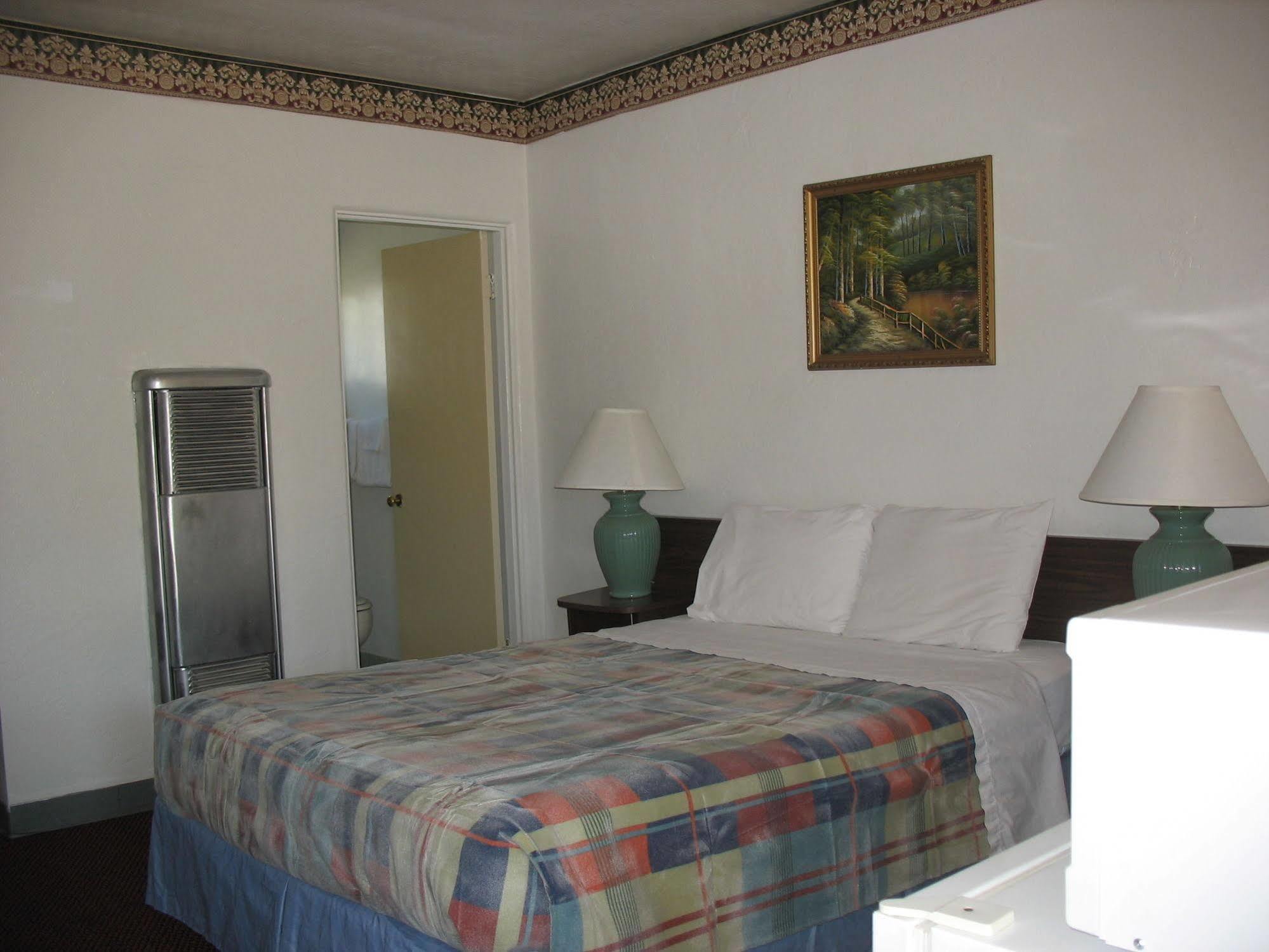 Travel Inn Роузберг Экстерьер фото