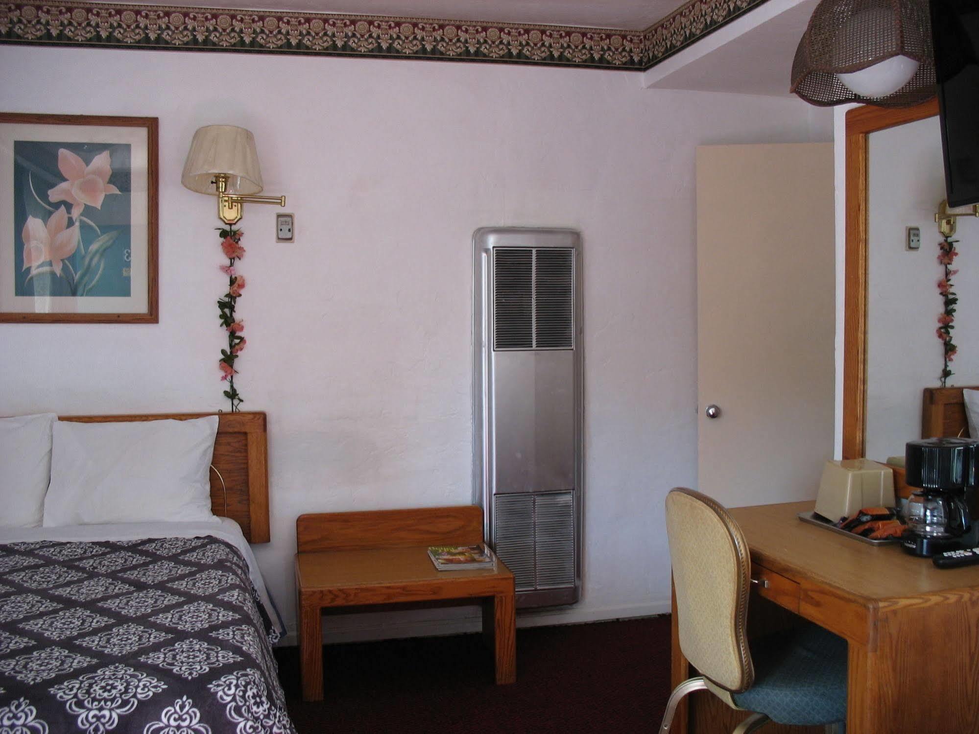 Travel Inn Роузберг Экстерьер фото
